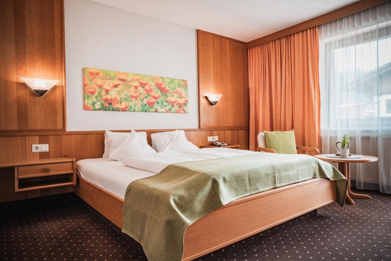 Hotel Garni Romantika Sankt Leonhard im Pitztal Extérieur photo